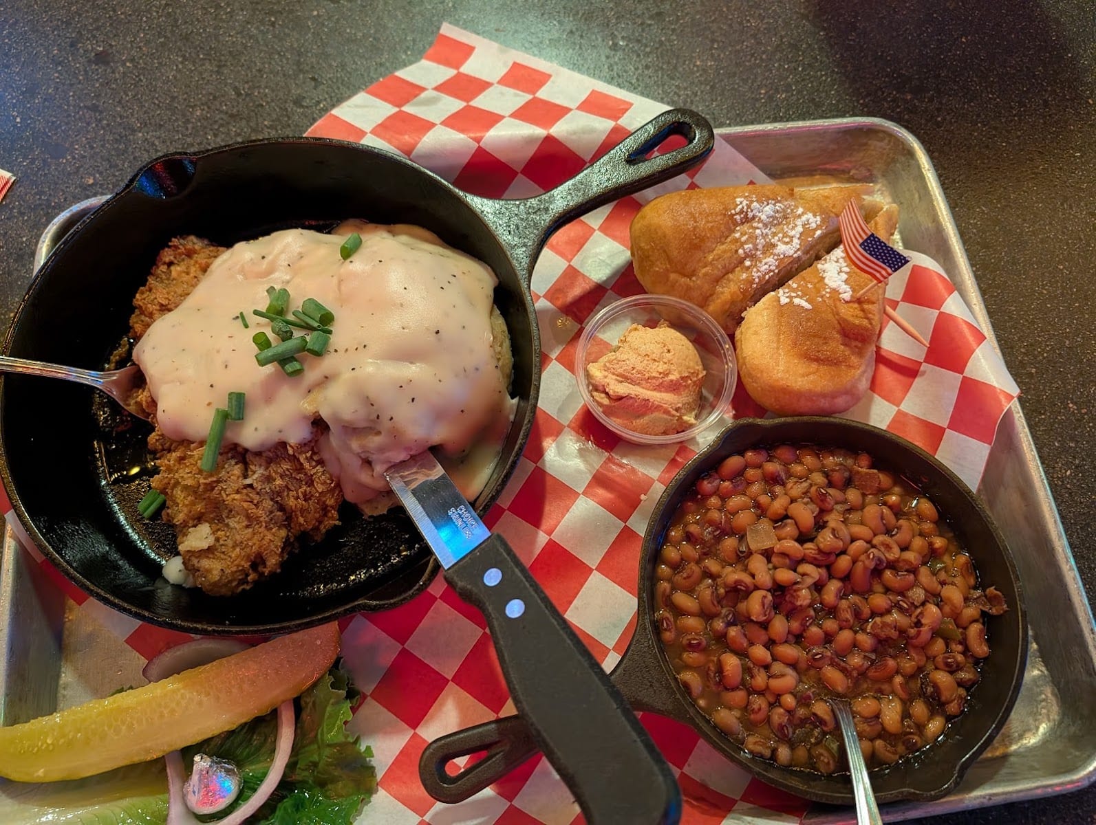 Sanford's Grub & Pub, photo 3