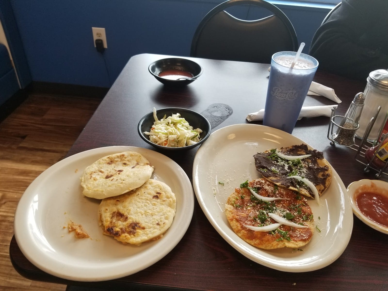El Salvador Restaurant, photo 4