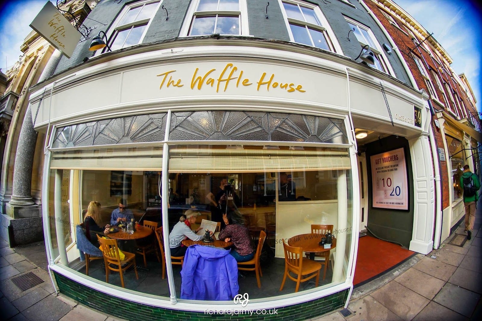 The Waffle House, photo 2