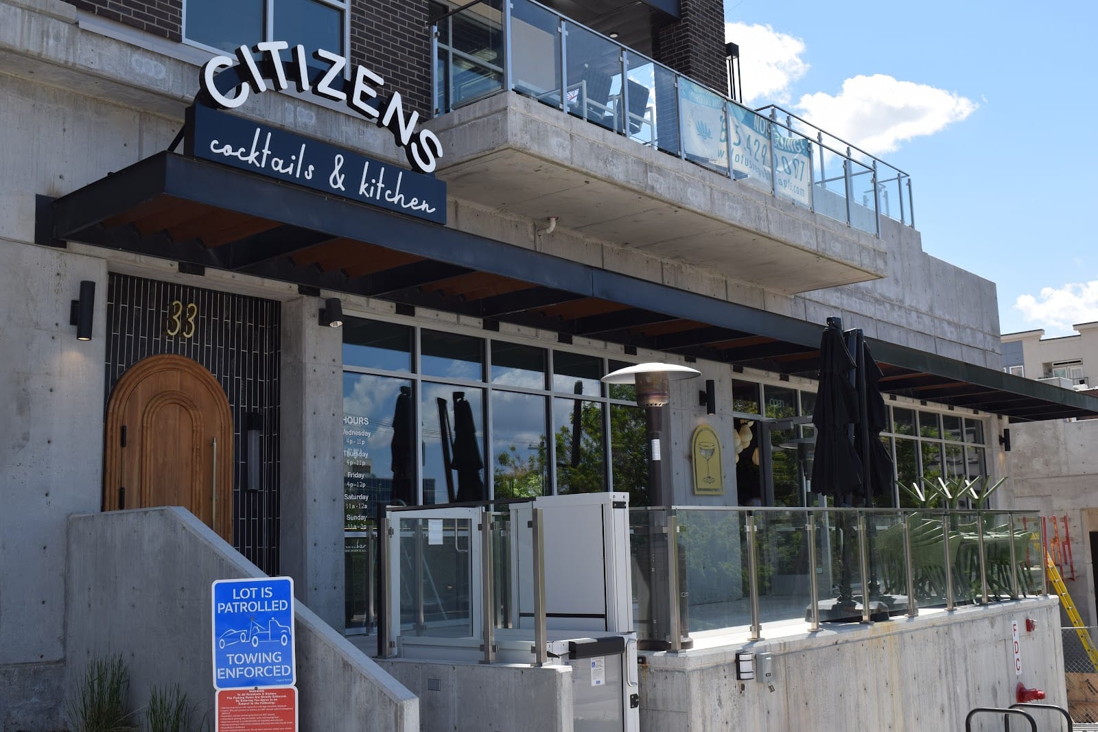 Citizens Cocktails & Kitchen