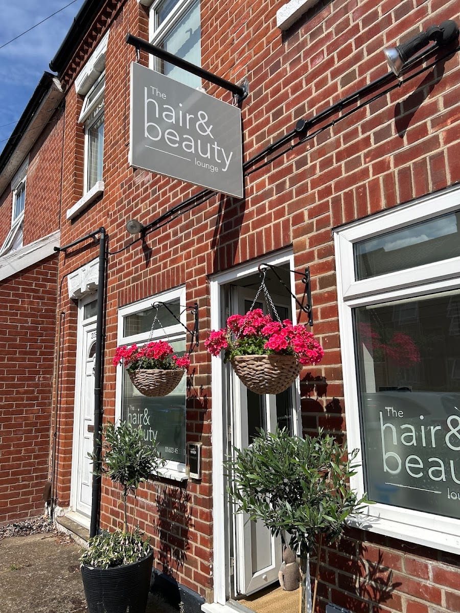 The hair & beauty lounge
