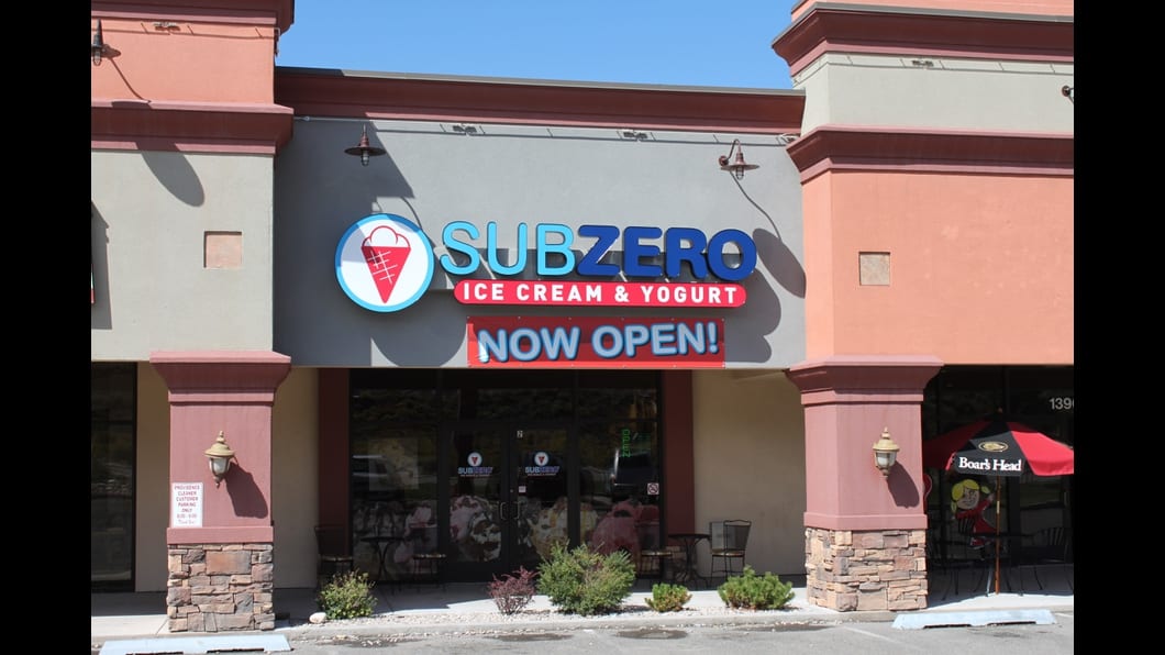 Sub Zero Nitrogen Ice Cream, photo 2