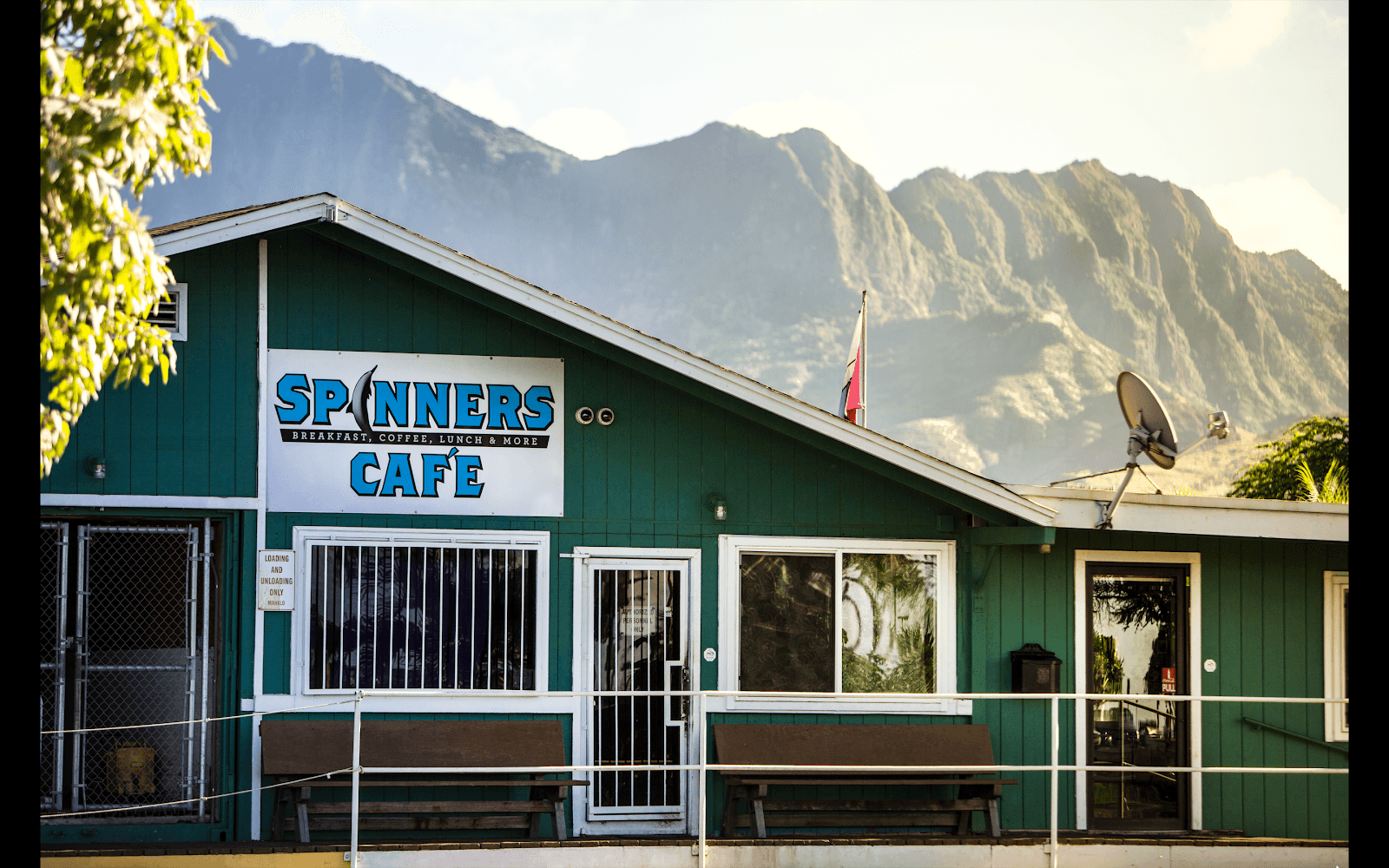 Spinners Cafe, photo 2