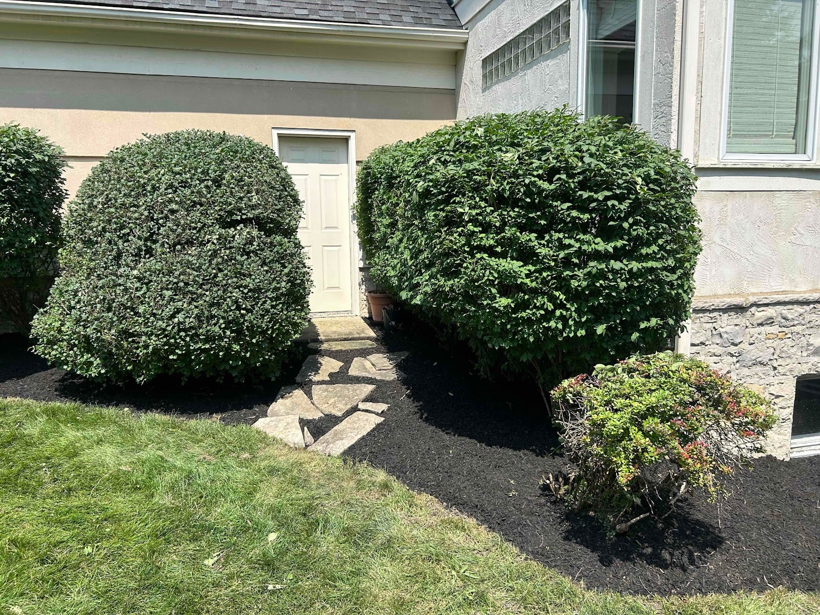 LawnStarter - Jacksonville Landscaping