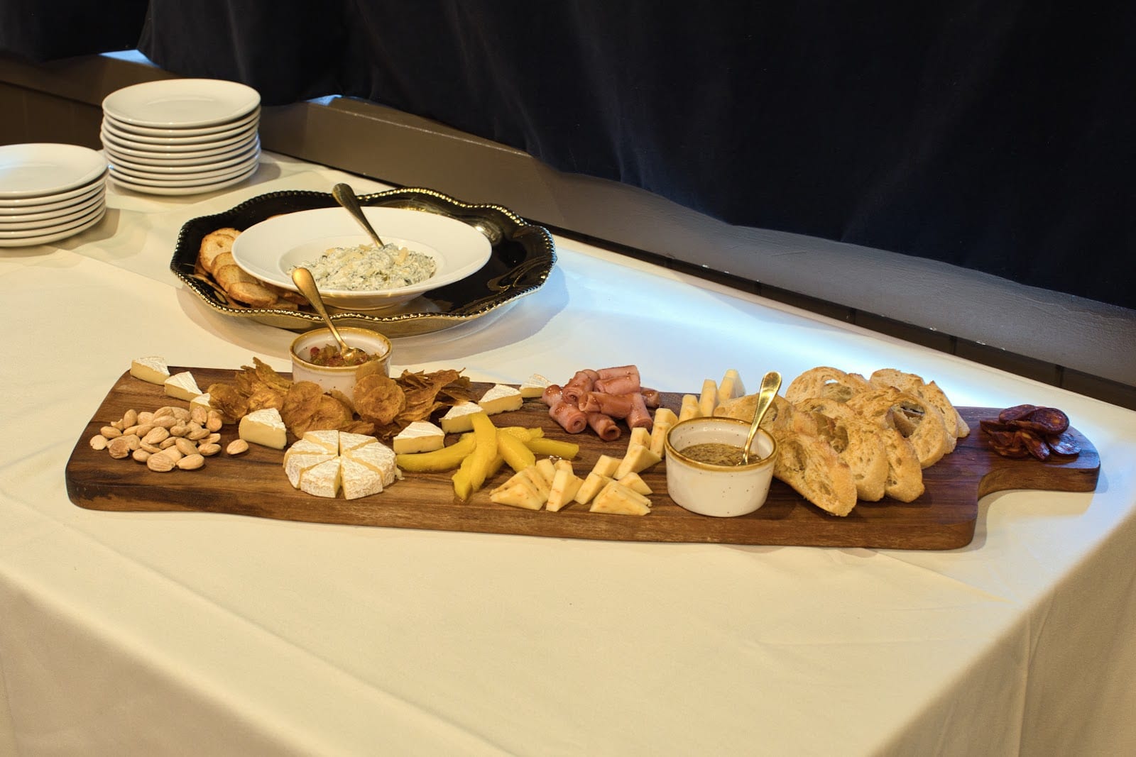 Pinard Wine Bar & Restaurant
