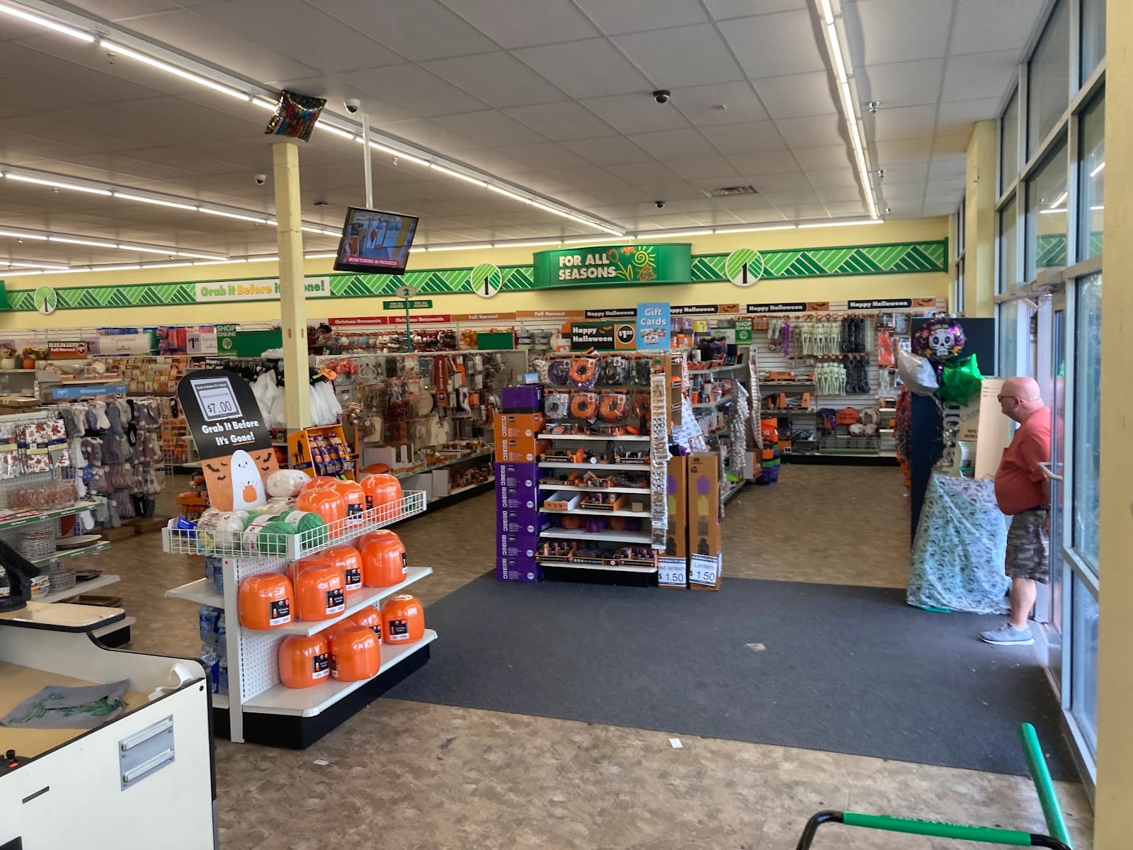 Dollar Tree, photo 3