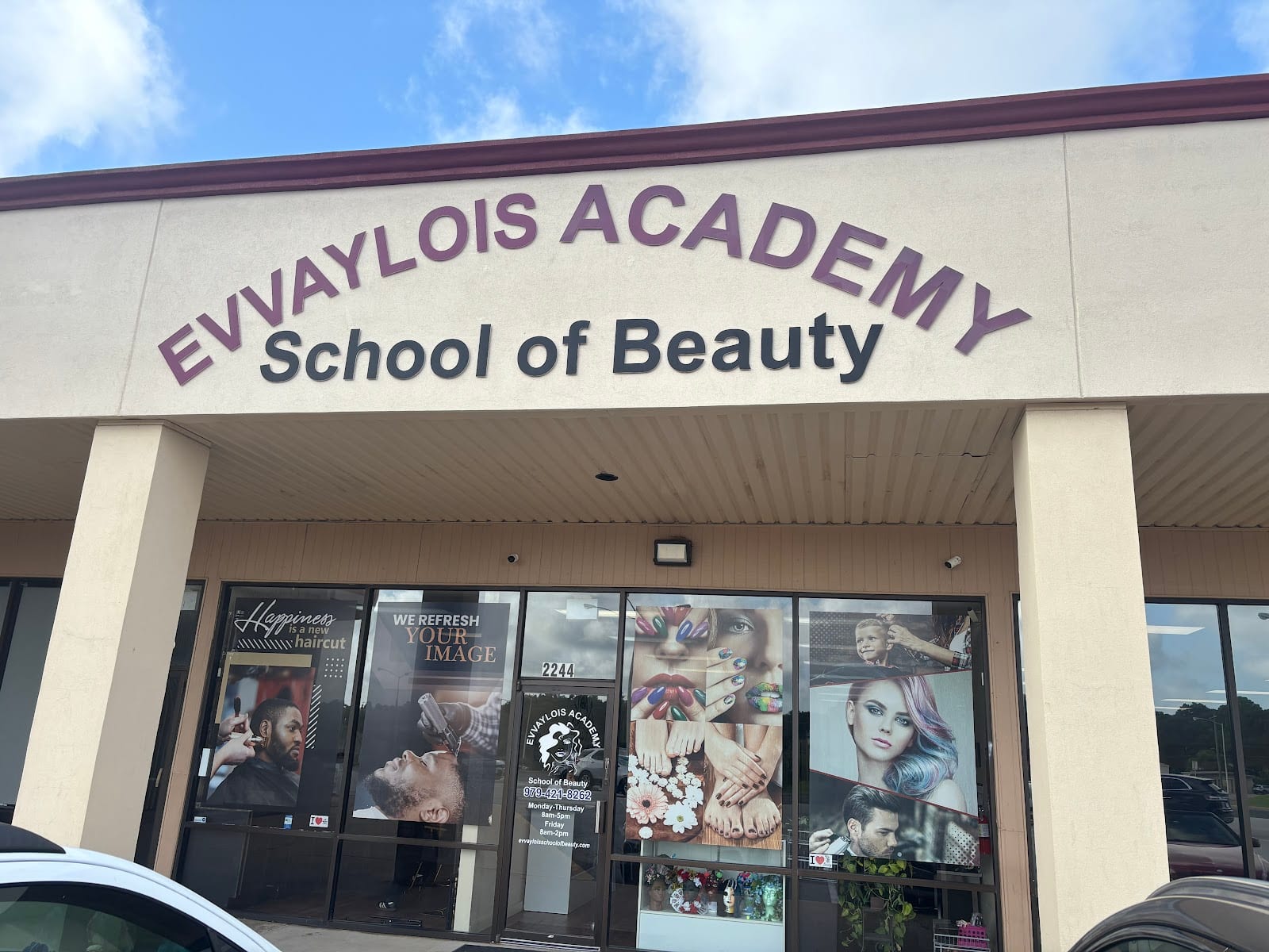EVVAYLOIS SCHOOL OF BEAUTY, photo 3