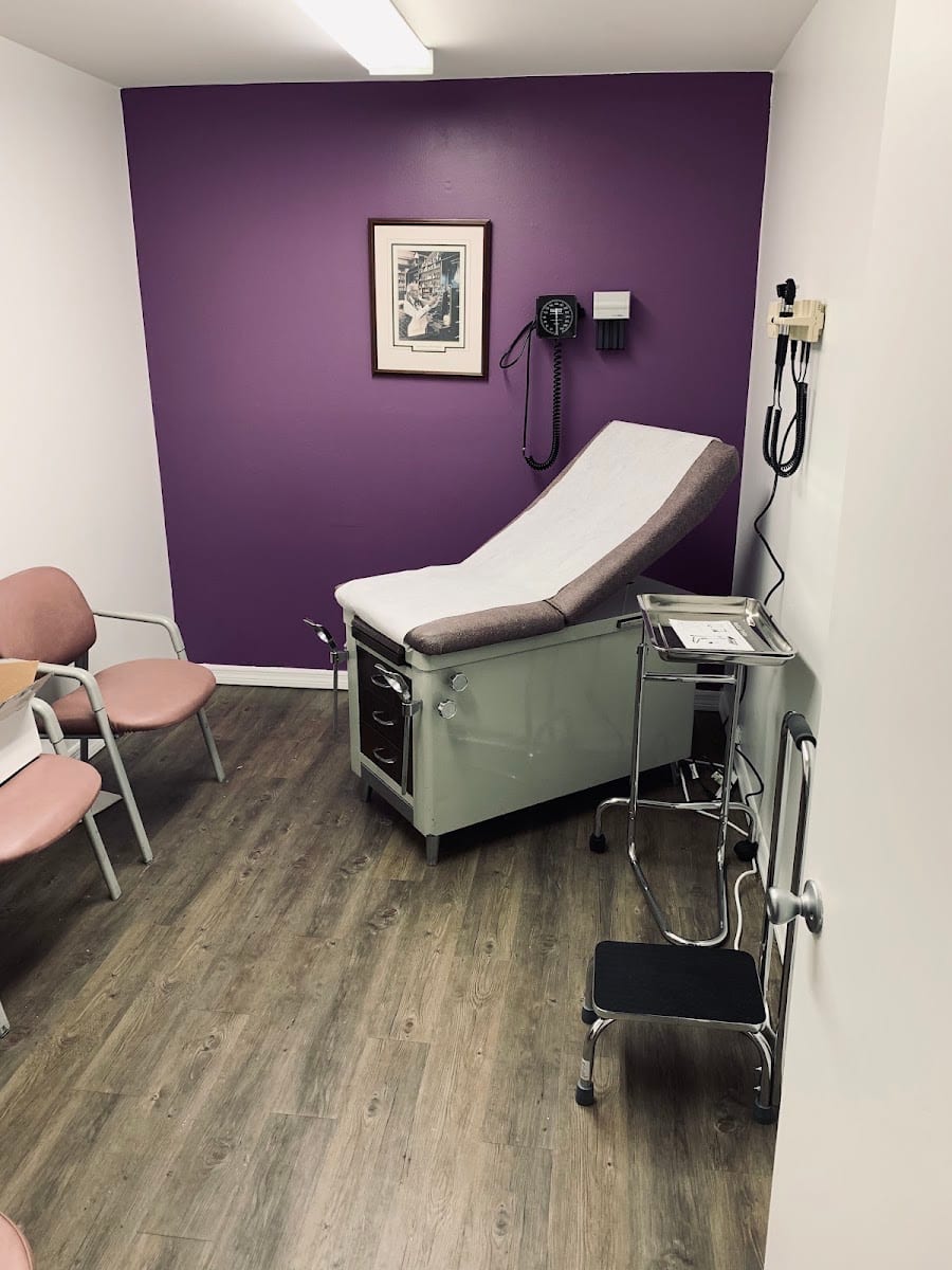 American Medical Clinics, photo 3