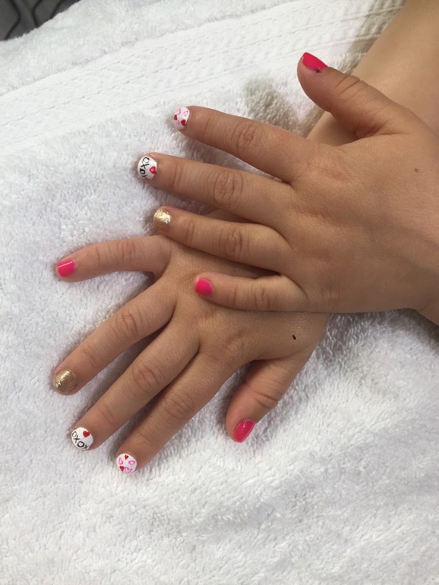 Spectrum Nails Spa