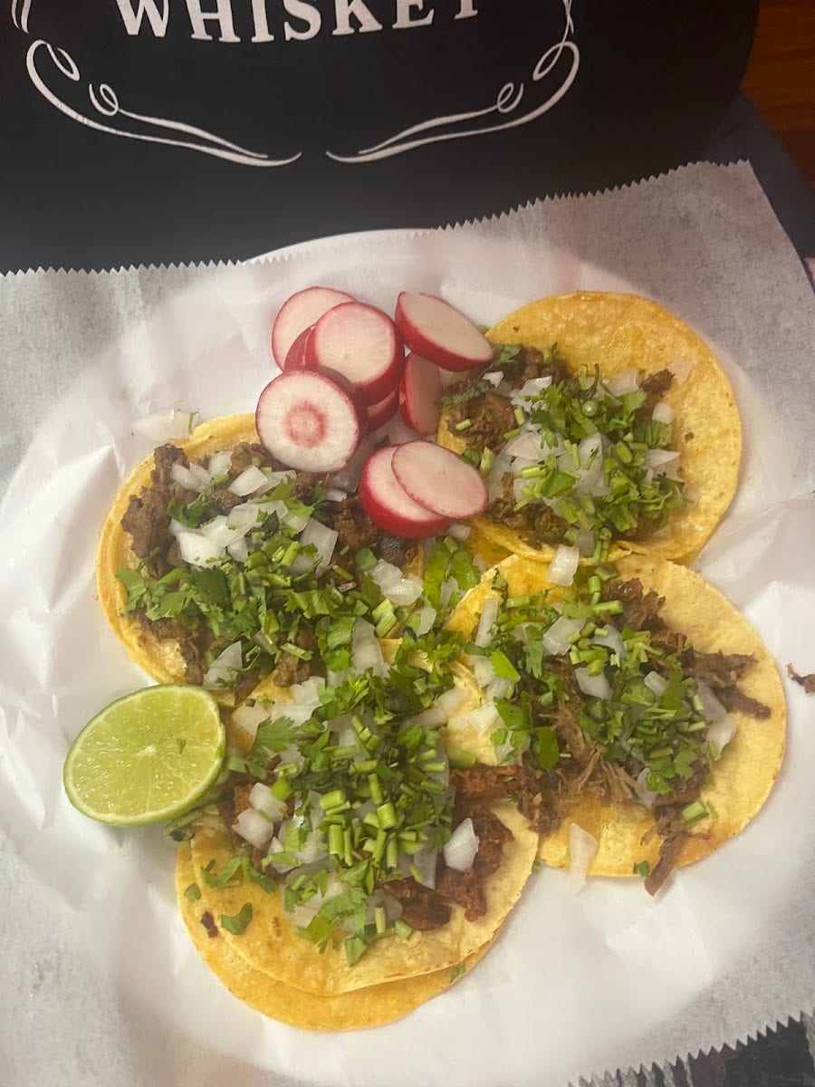 MEXICANA TIENDA EL TORITO