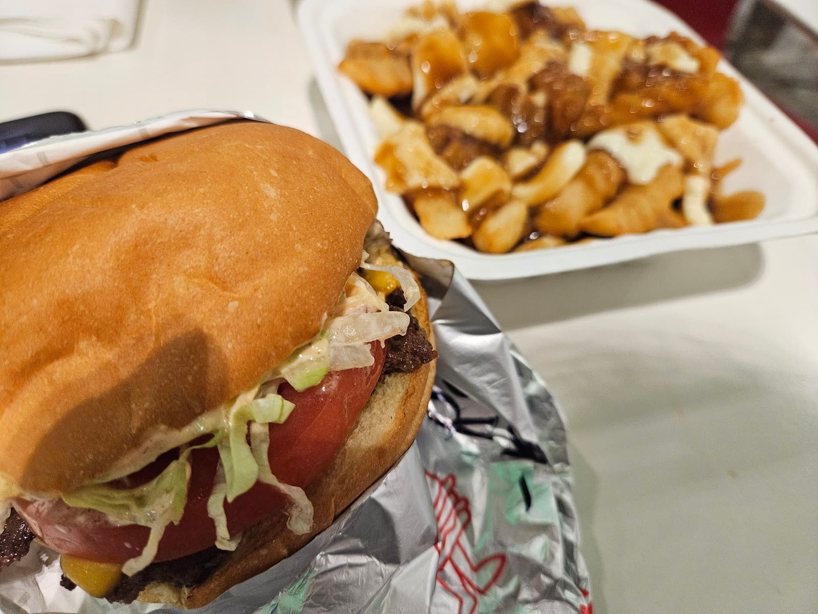 Rosie's Burgers - First Canadian Place, photo 2
