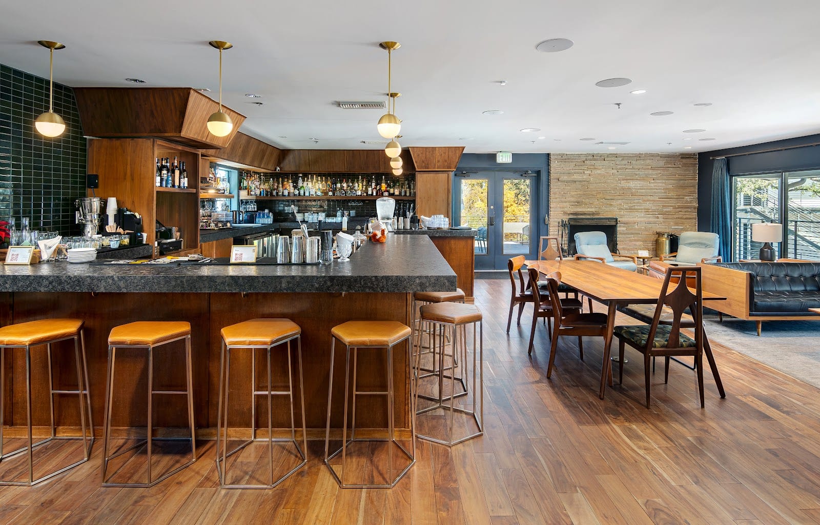 The Ruby Bar, photo 2