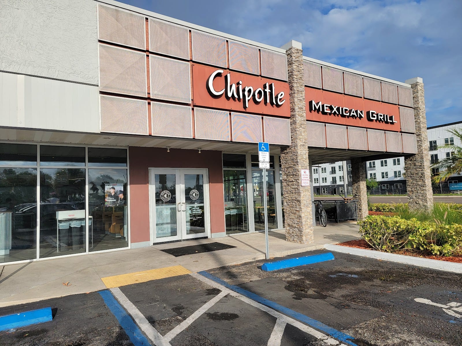 Chipotle Mexican Grill, photo 2