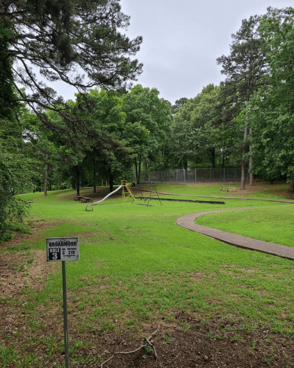 Broadmoor Lake Disc Golf Course, photo 2