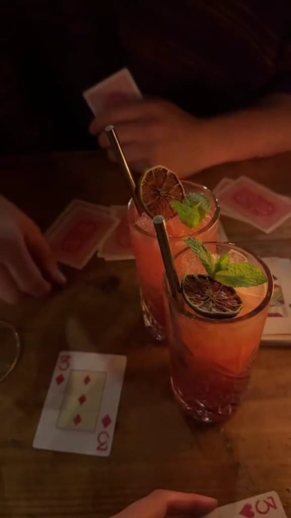 Moonshine Saloon, photo 3