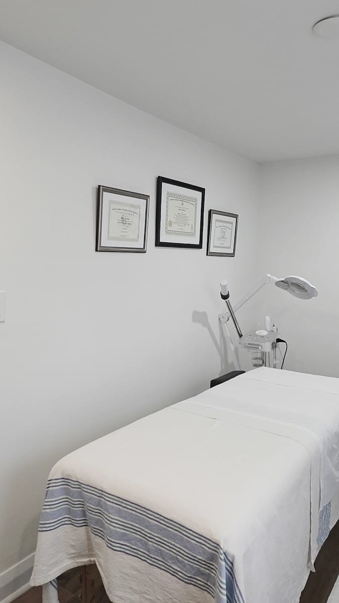 AcuLuxe Wellness Clinic, photo 3