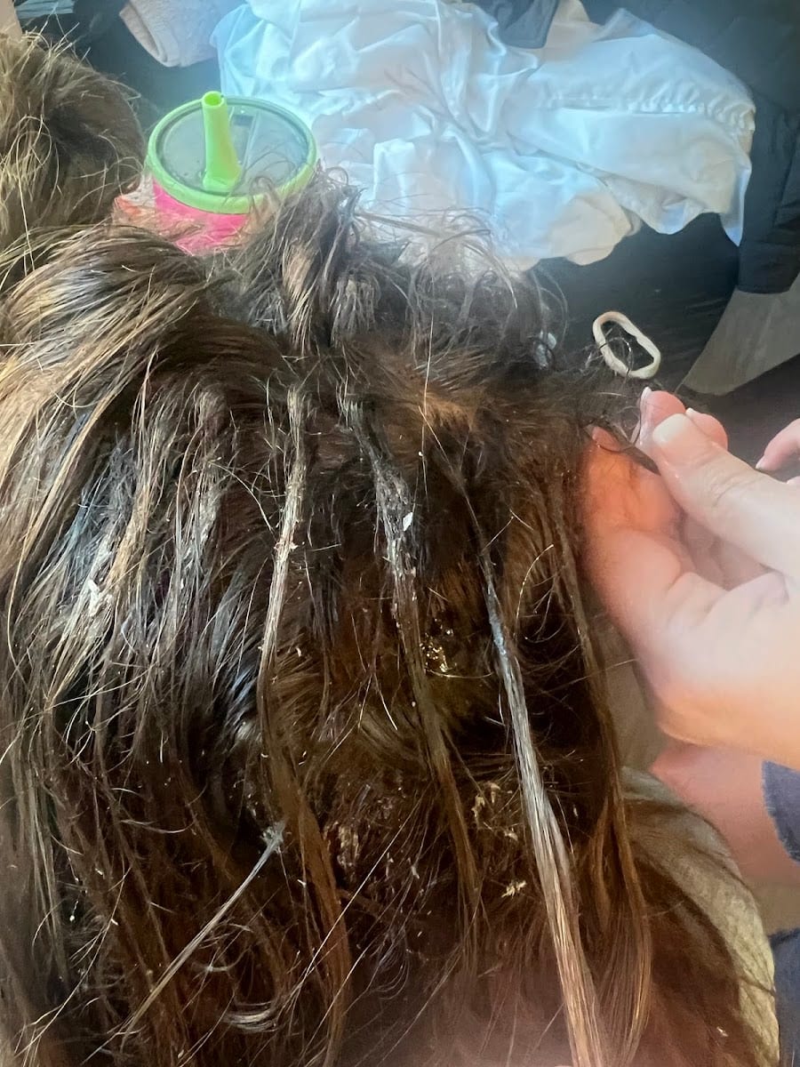 Von Anthony Salon