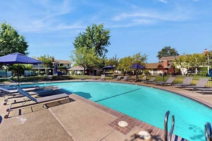 Napa Silverado studio overlooking the golf course, with pool, photo 3
