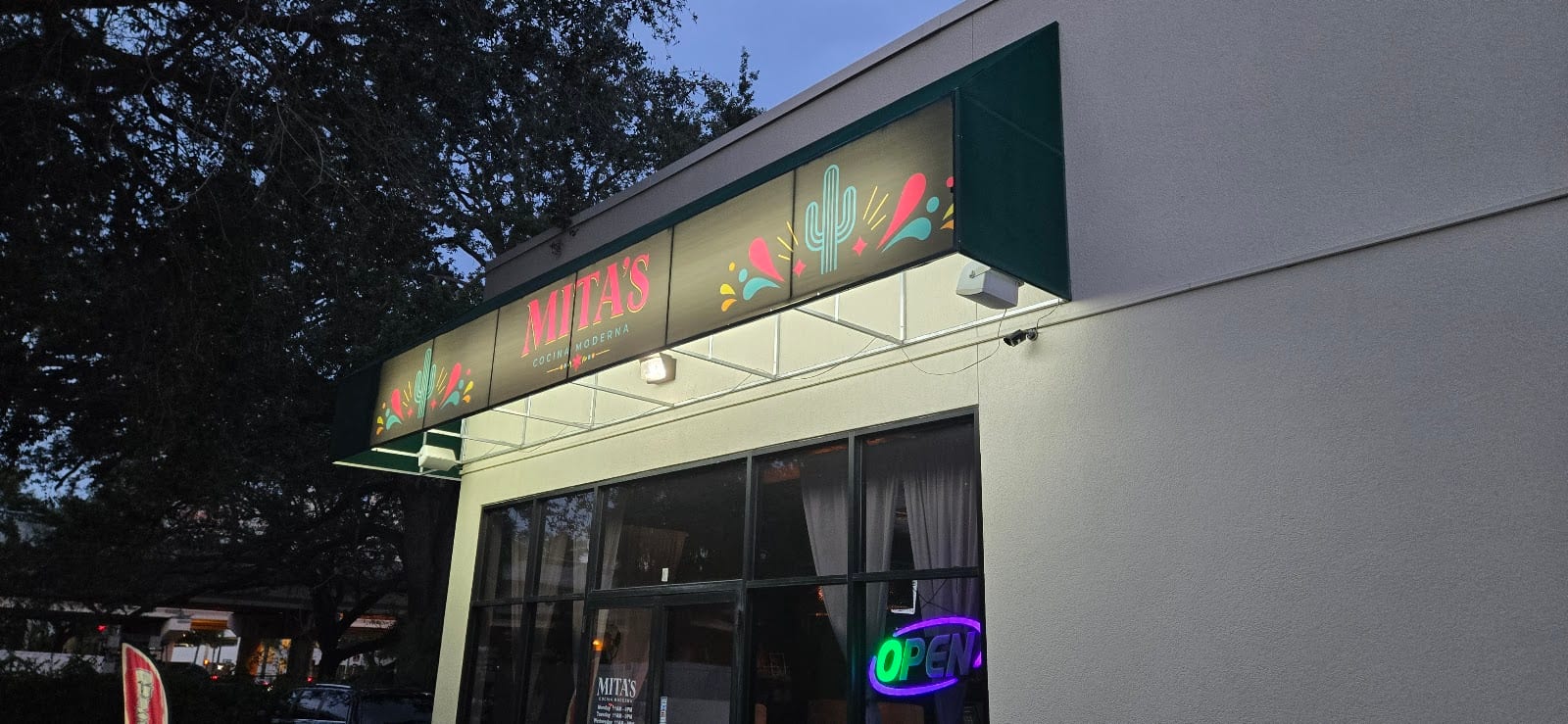 Mita's Cocina Moderna