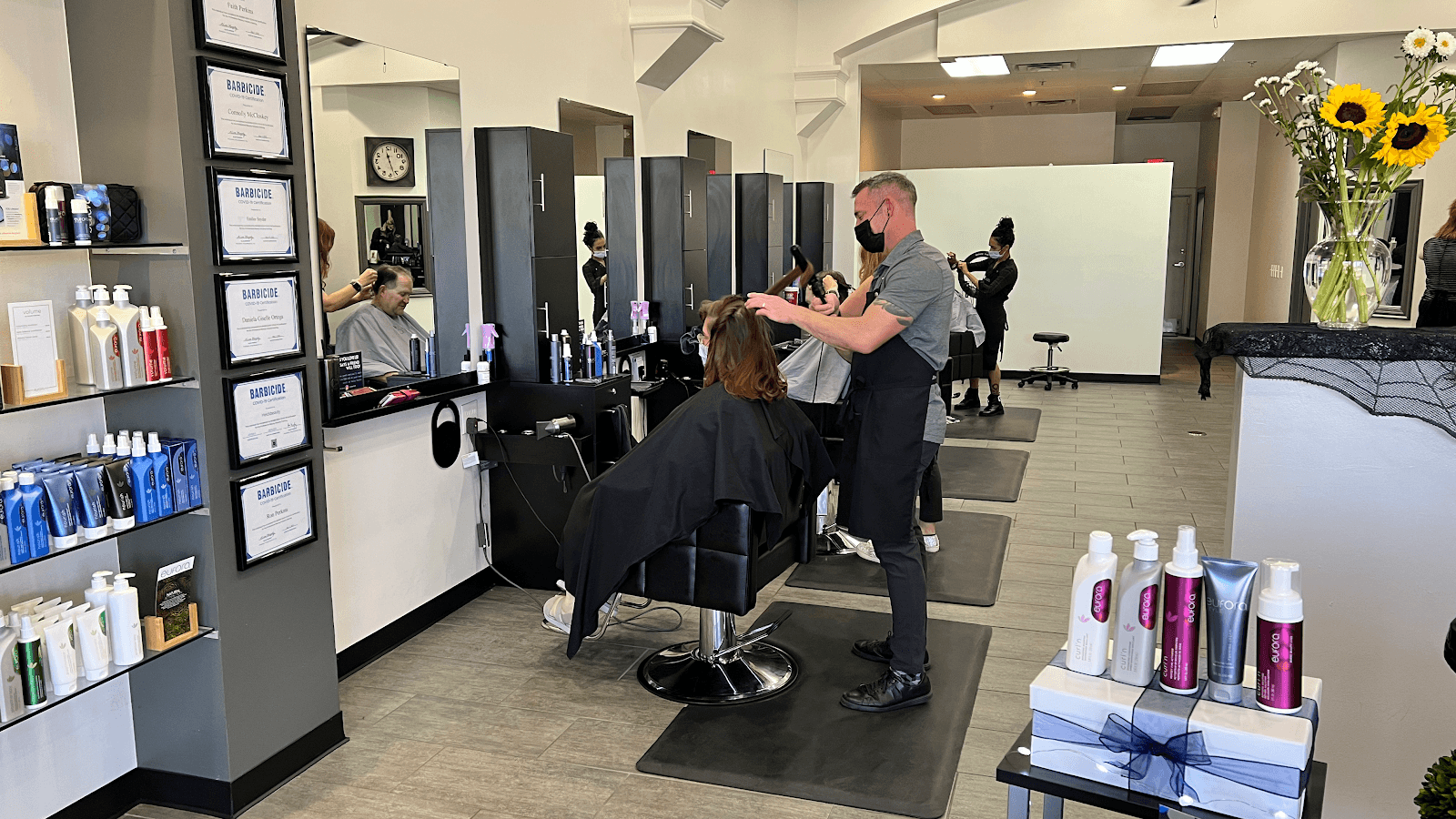 Salon Faith