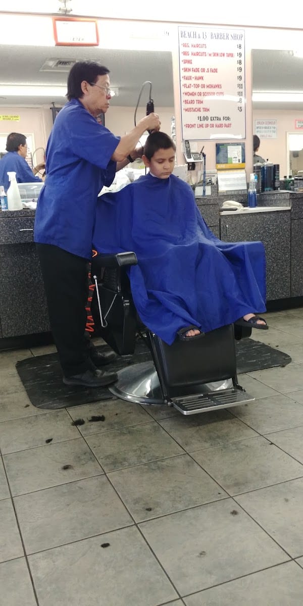Beach & 13th Barber, photo 3