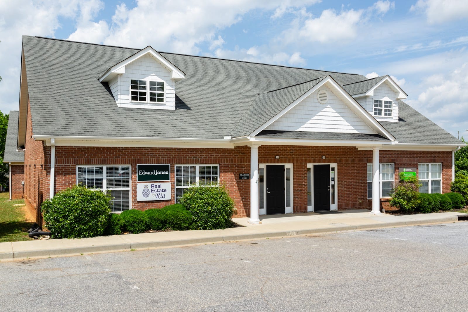 Real Estate by Ria, LLC, photo 3