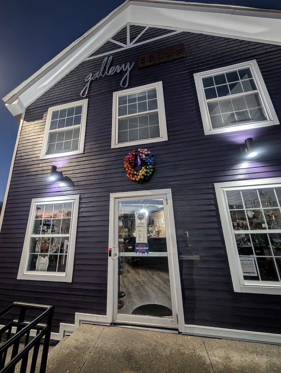Gallery Salon, photo 2