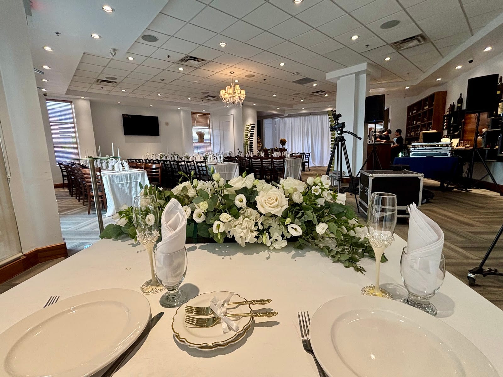 Lara's Restaurant and Banquet Hall, photo 2