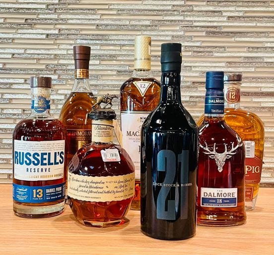 Social Oak - Wine & Whiskey Lounge