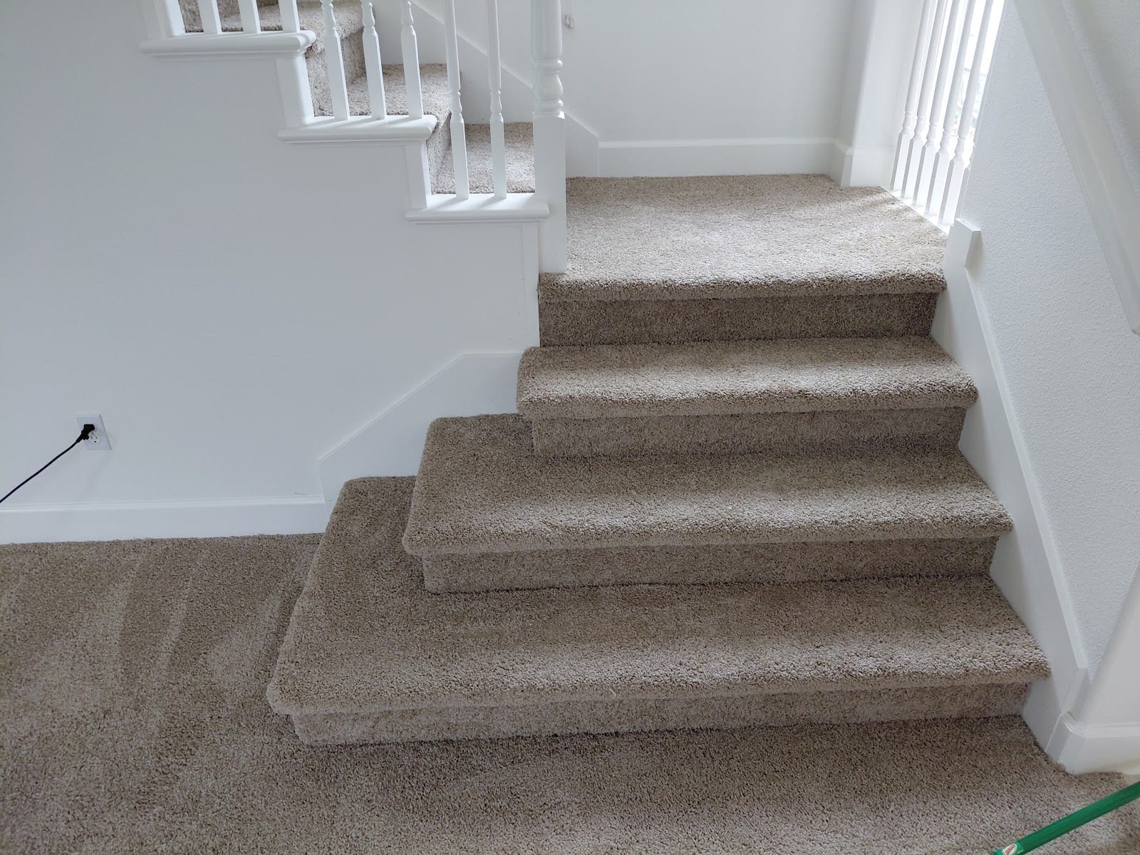 Harry's Carpets, photo 3