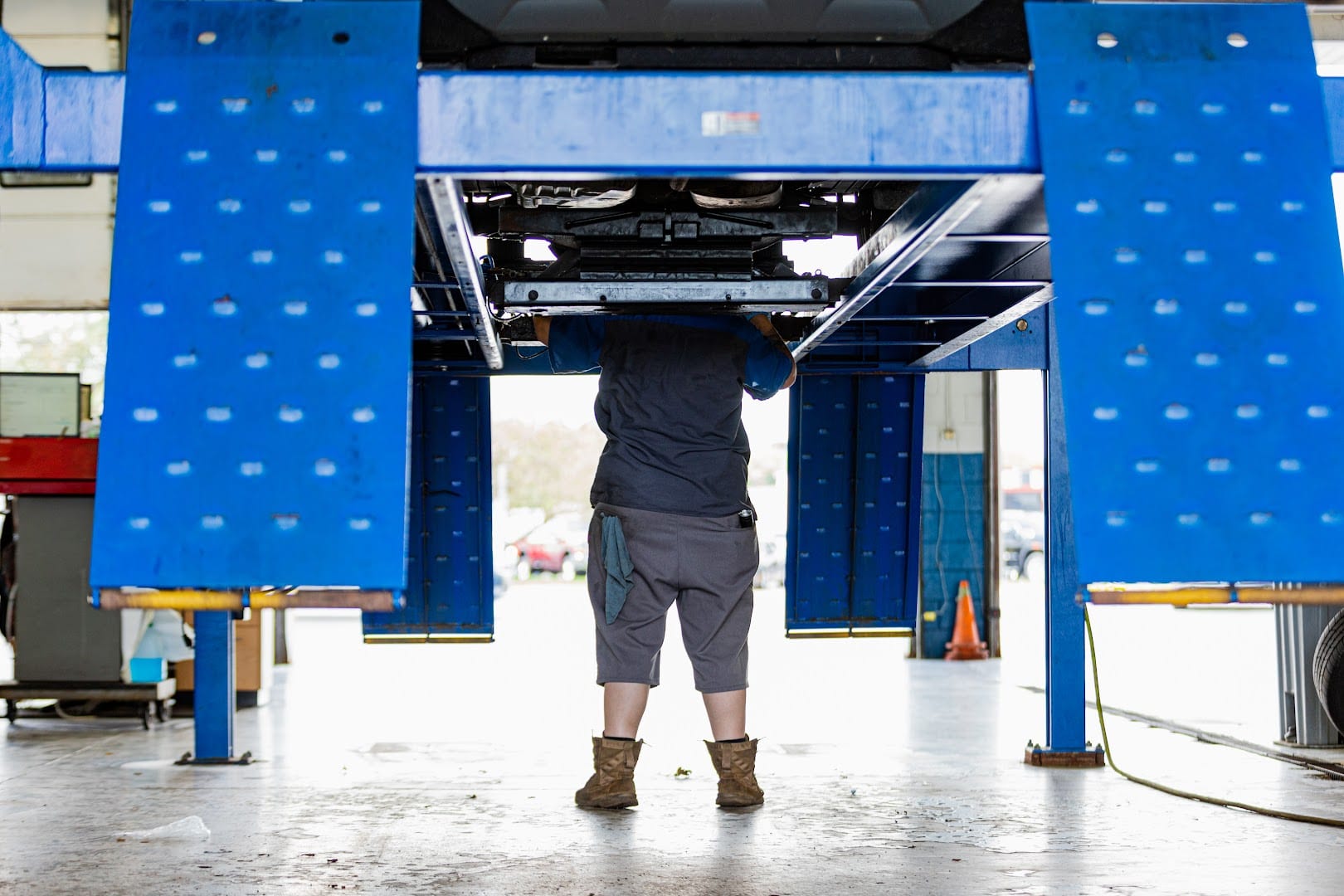 Lakeview Ford-Lincoln Service Center, photo 4