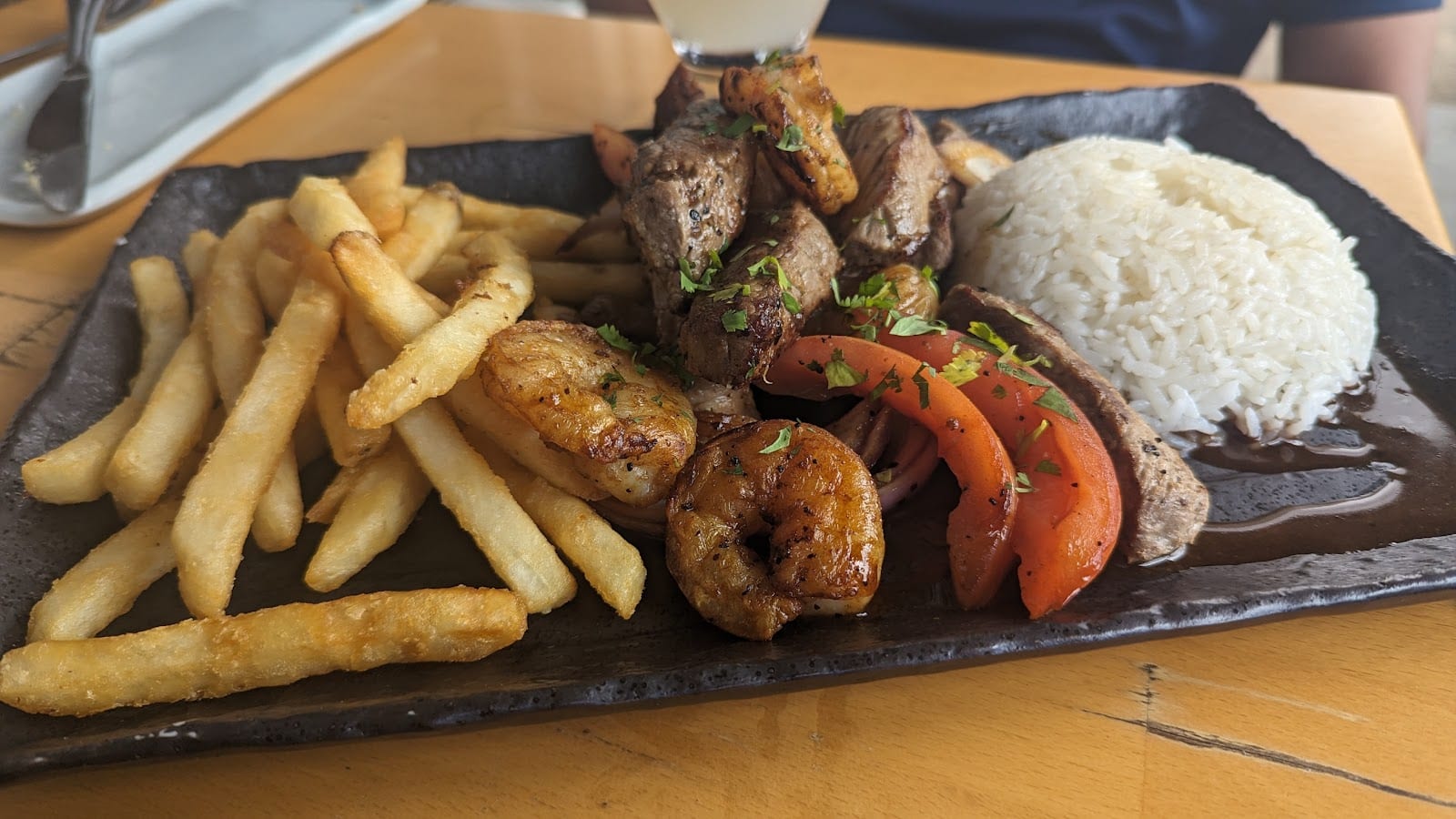 Aji Limo Restaurant