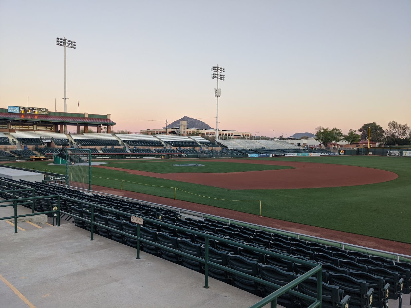 San Francisco Giants Offices - Spring Training Only