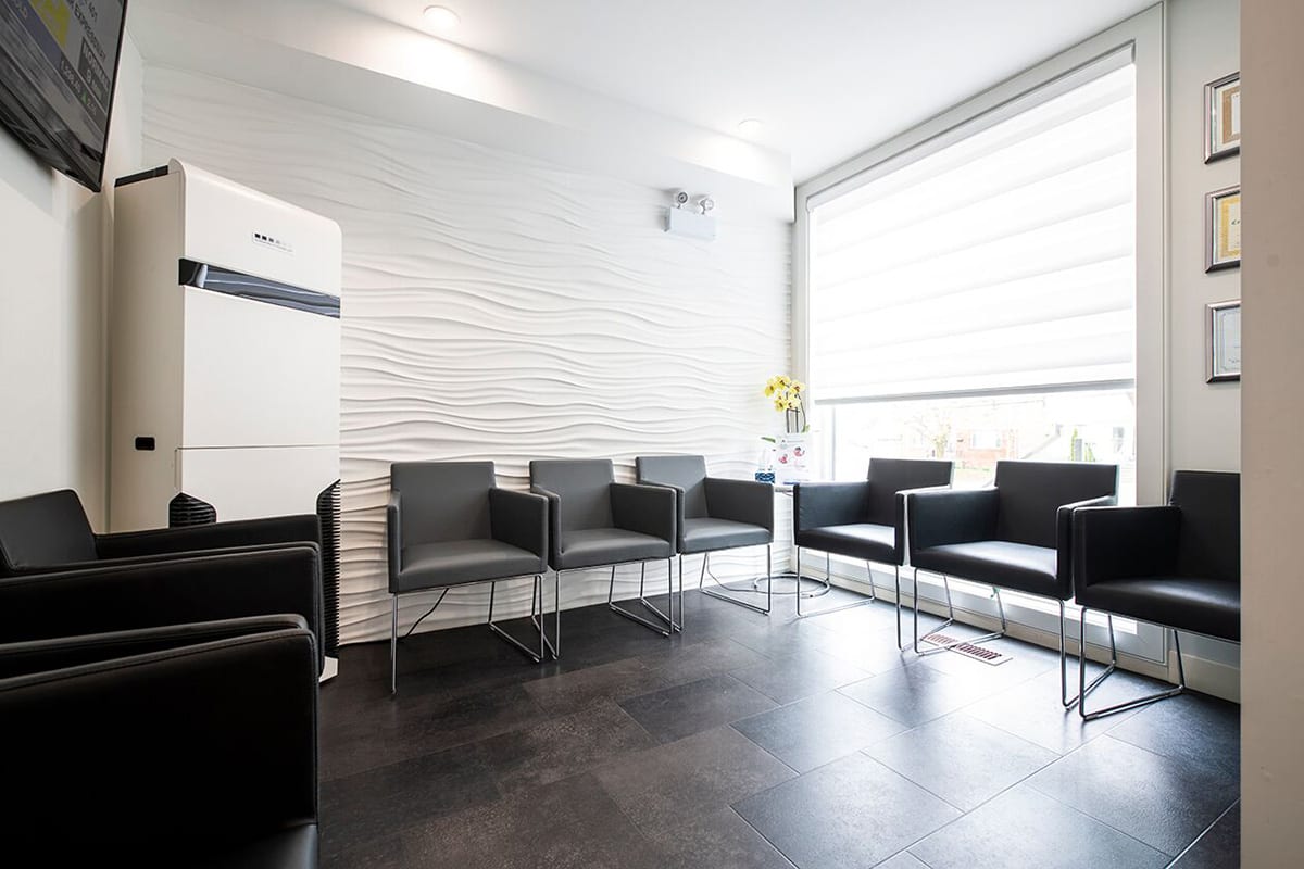 88 Finch East Dental Centre, photo 4