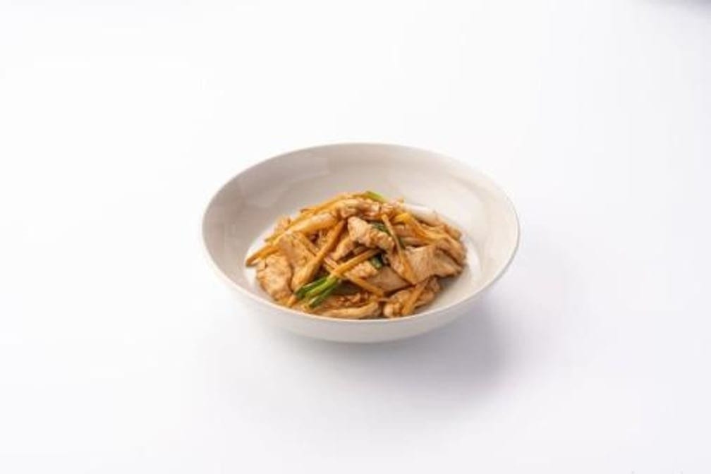 Skye Thai, photo 4