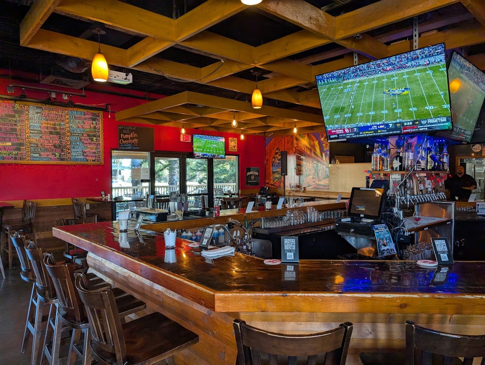 Taps & Apps Brewpub, photo 4