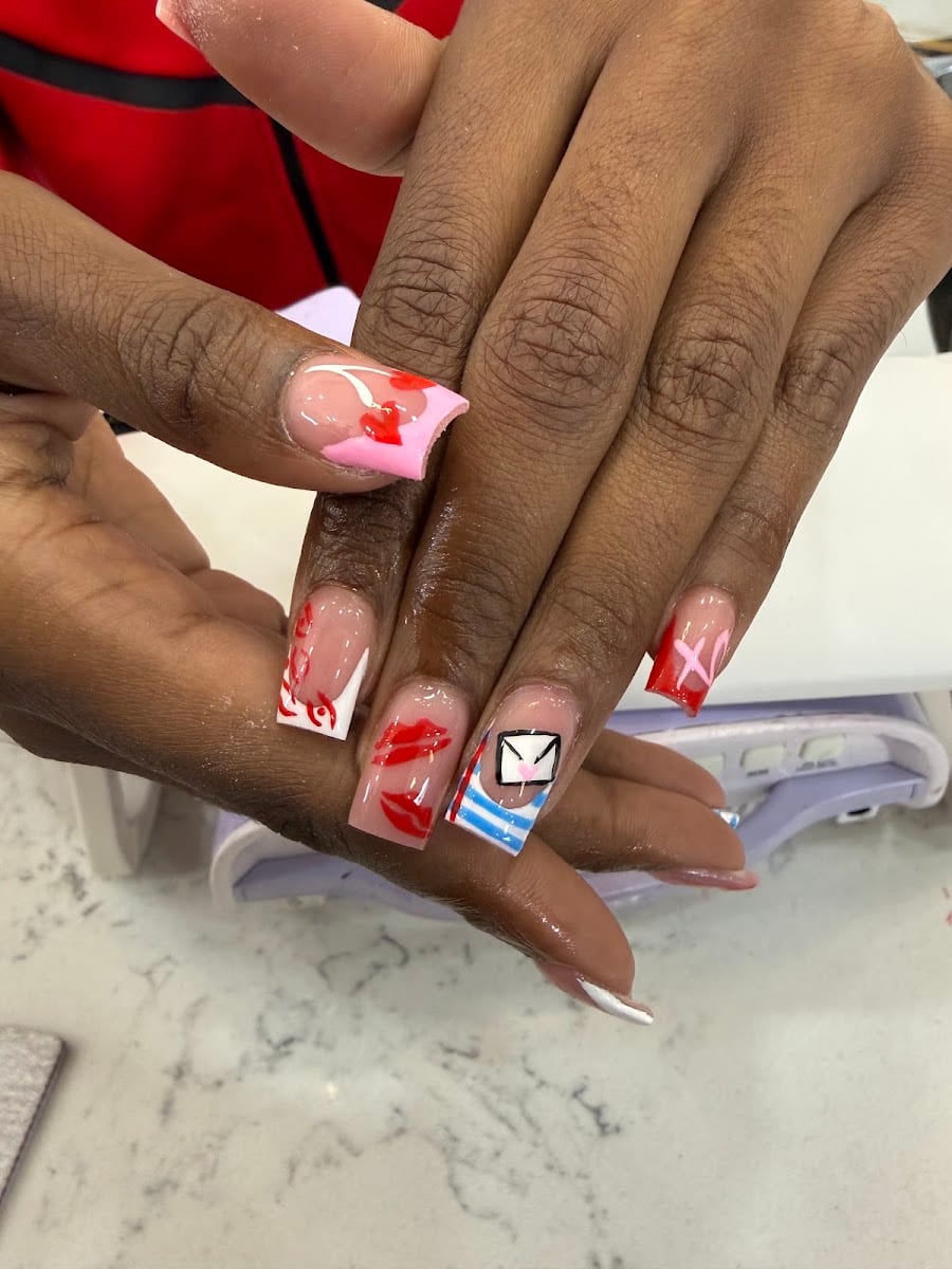 dollhouse Nails, photo 3
