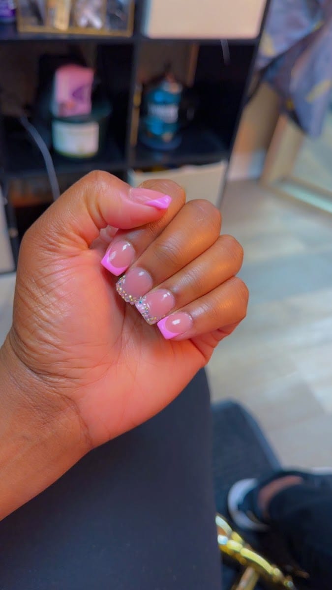 Soft Life Nail Studio
