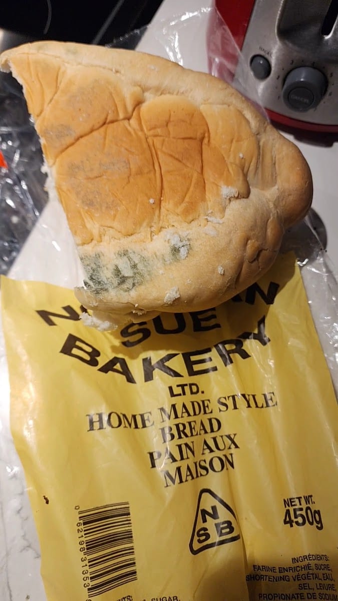 Norman Sue Bakery, photo 2
