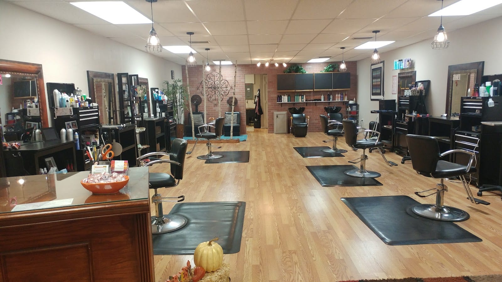Elements Hair Studio, photo 2