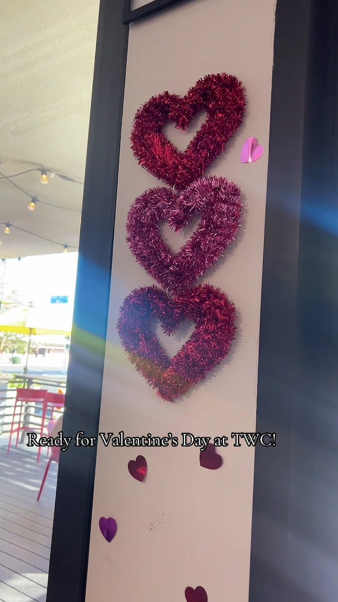 The Wine Collective of Scottsdale, Wine Store, Wine Tasting & Wine Bar, photo 3