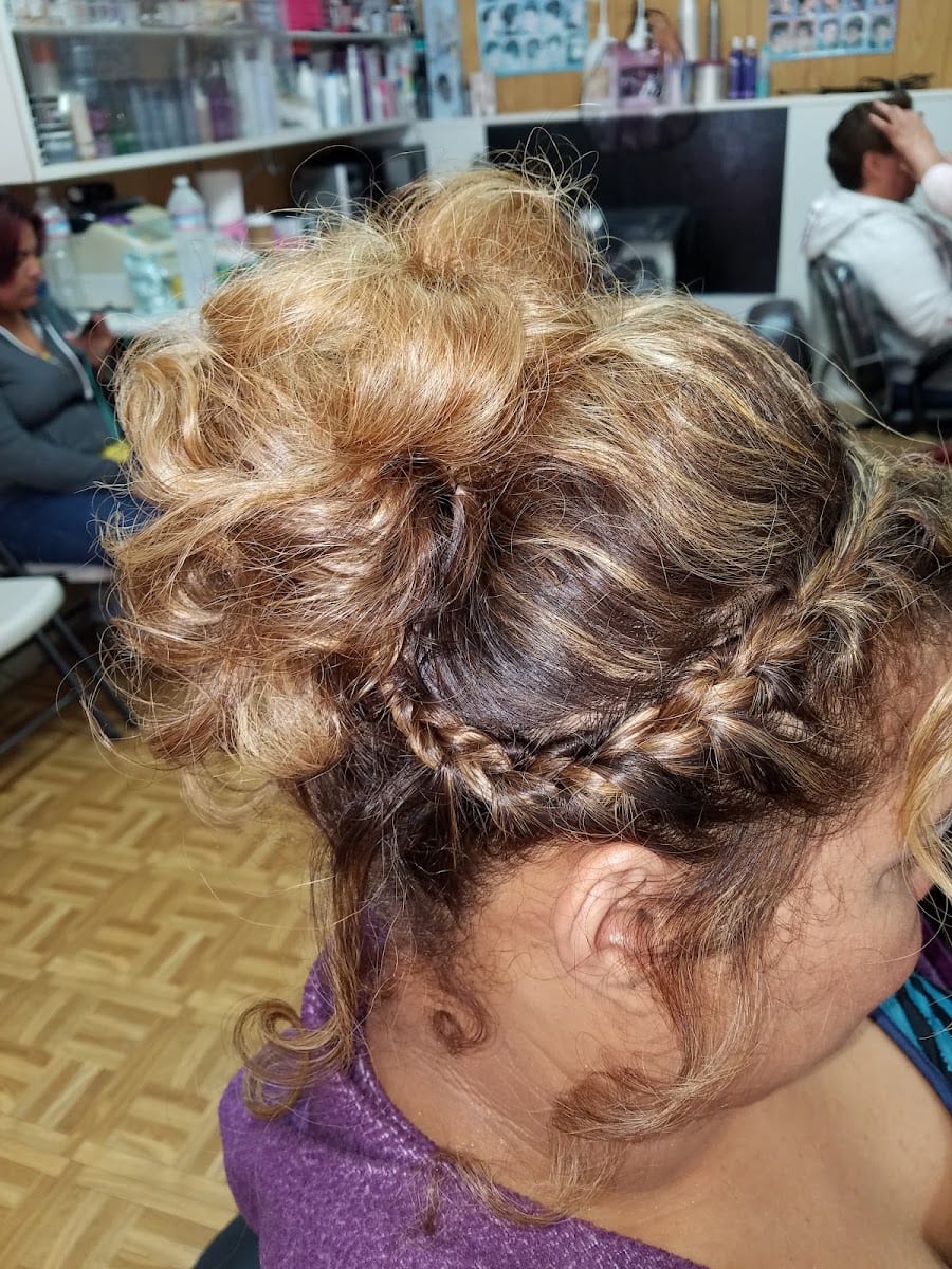 Nena's Glamour Beauty Salon