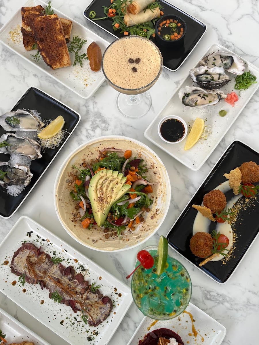 Oceans Bar & Restaurant