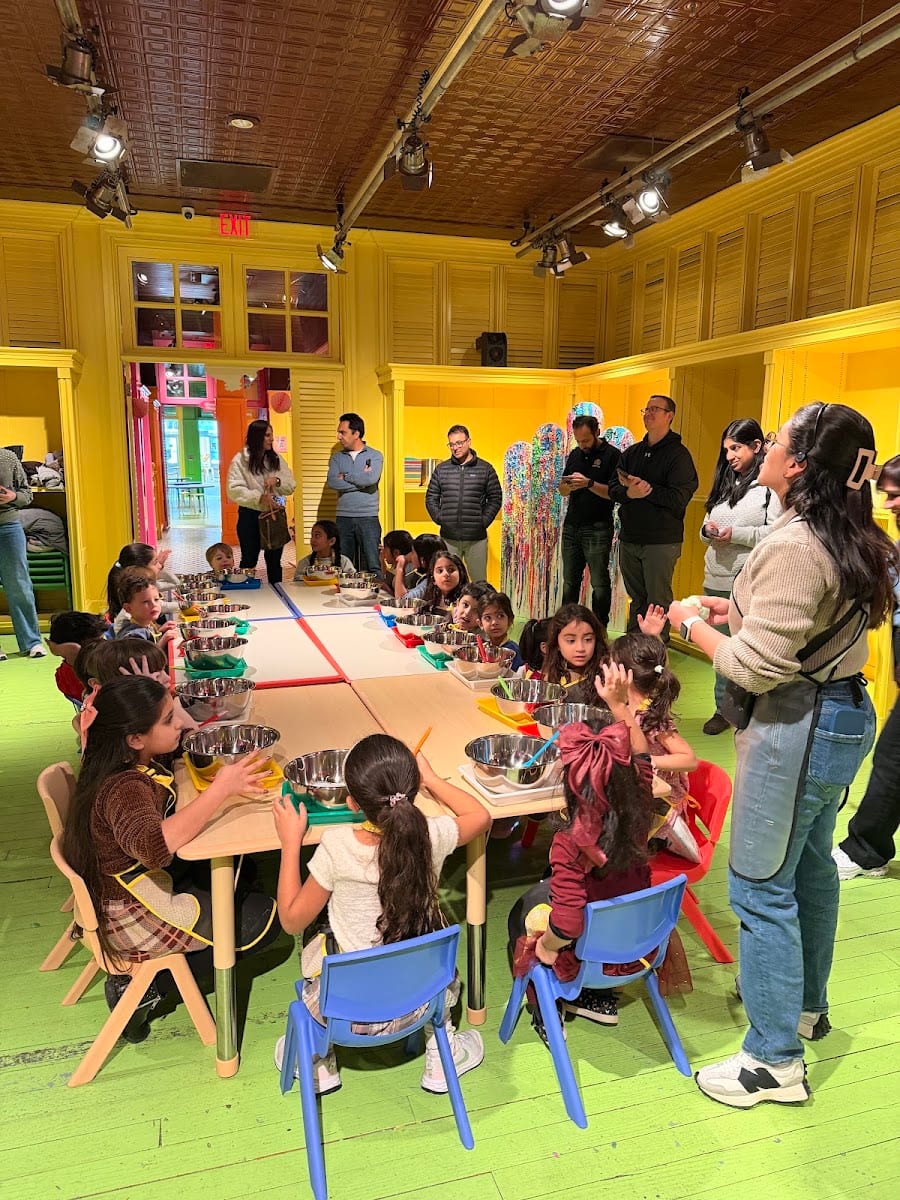 The Slimee | DIY Slime Workshops & Kids Birthday Parties Paramus Park Mall NJ, photo 3