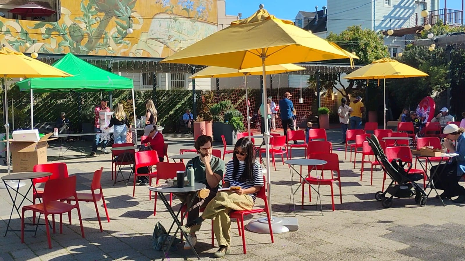 Noe Valley Town Square, photo 2