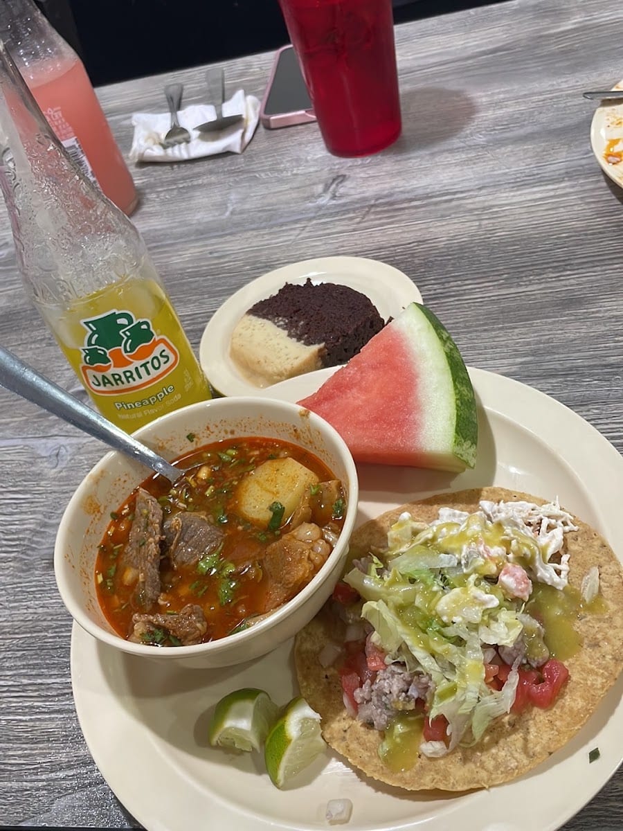 Paco’s Buffet, photo 3