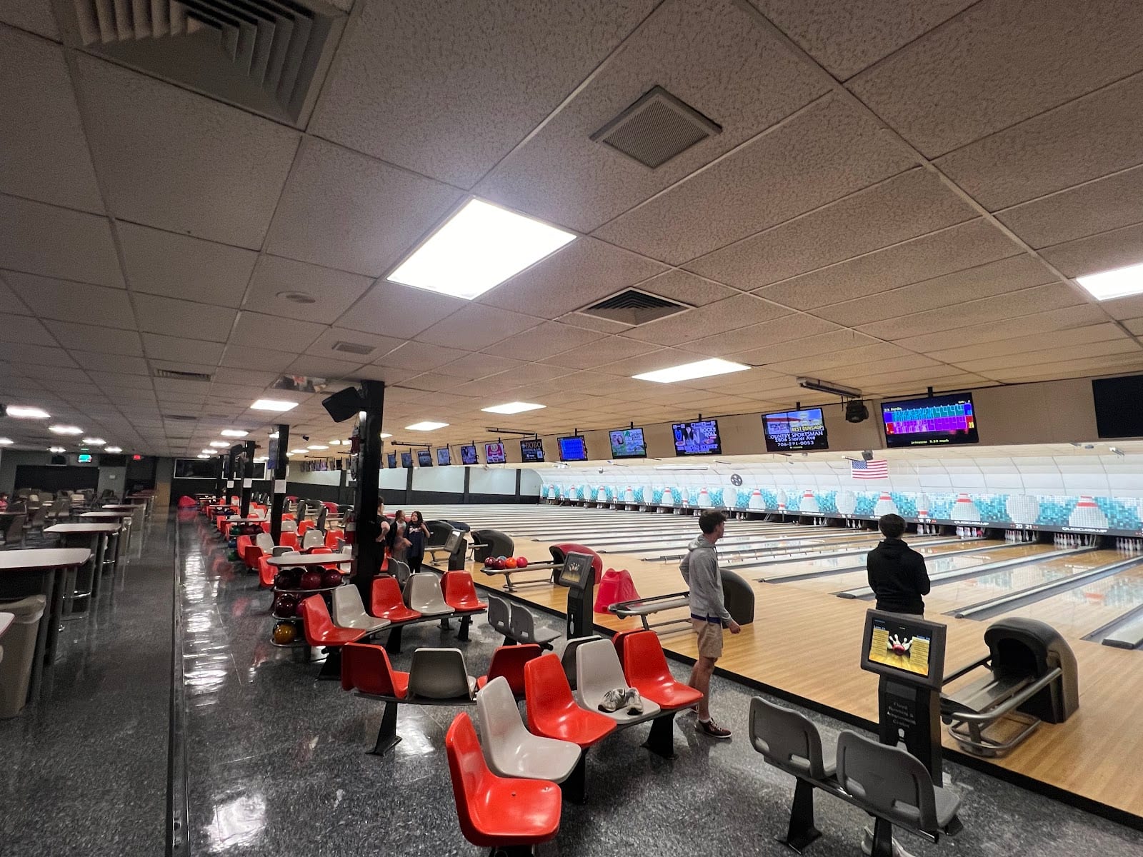 Floyd Bowling & Amusement Center