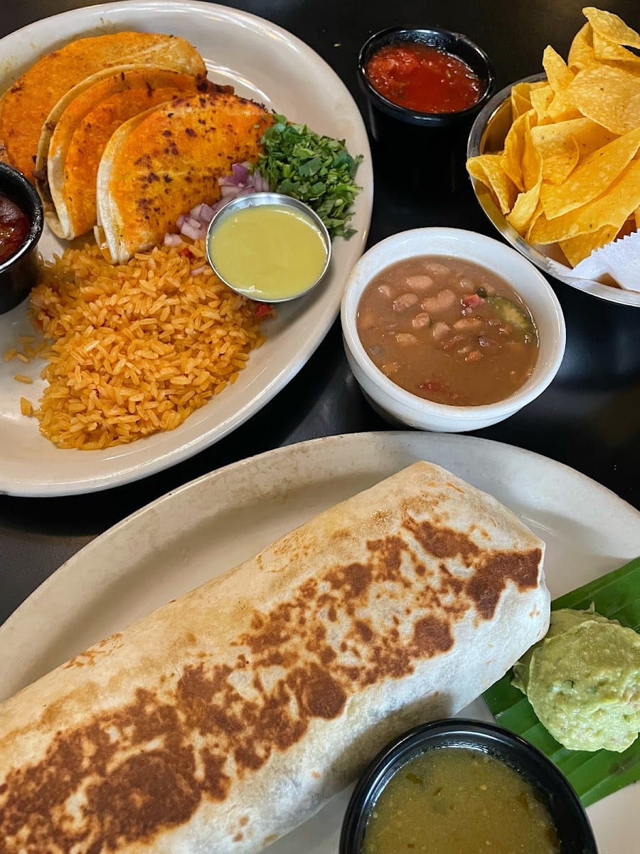 Villa Grande Mexican Restaurant