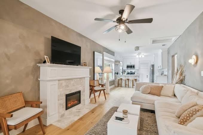Casa Cayuga - Fire Pit + Gym + Central Location