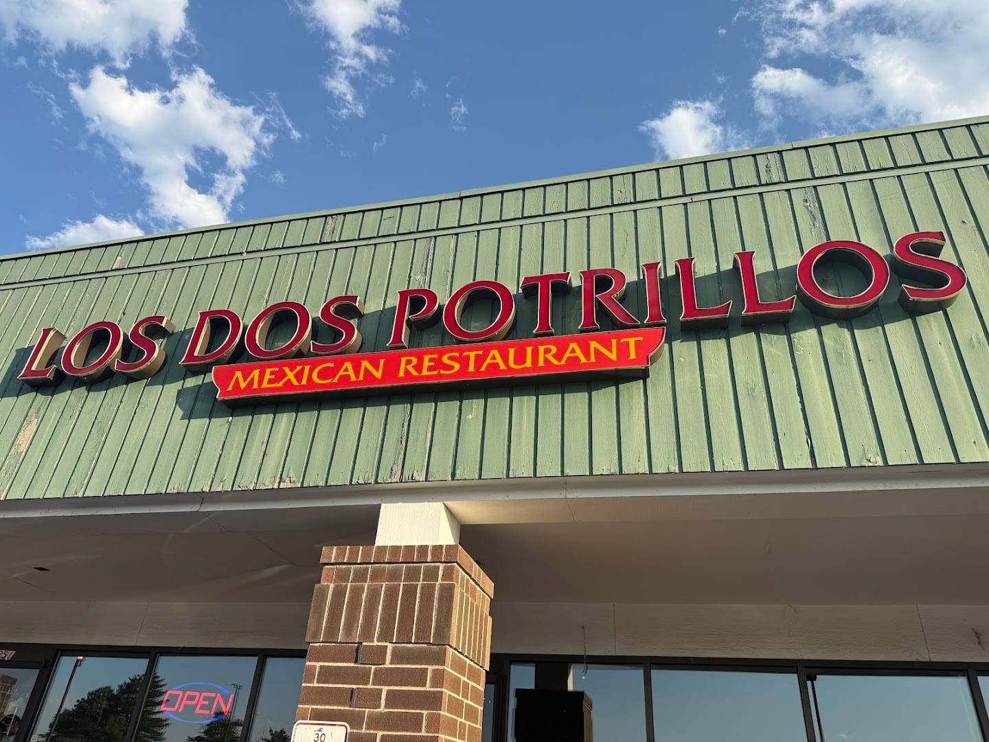 Los Dos Potrillos Mexican Restaurant, photo 4